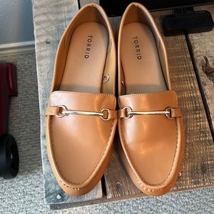 Wide width Camel colored loafers